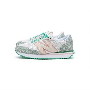 New Balance + Casablanca 237 Green&white 9.5 NWT
